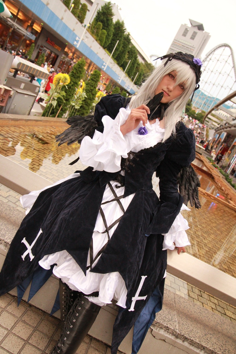 1girl 3d building dress frills gothic_lolita lolita_fashion long_hair long_sleeves outdoors pavement solo standing suigintou