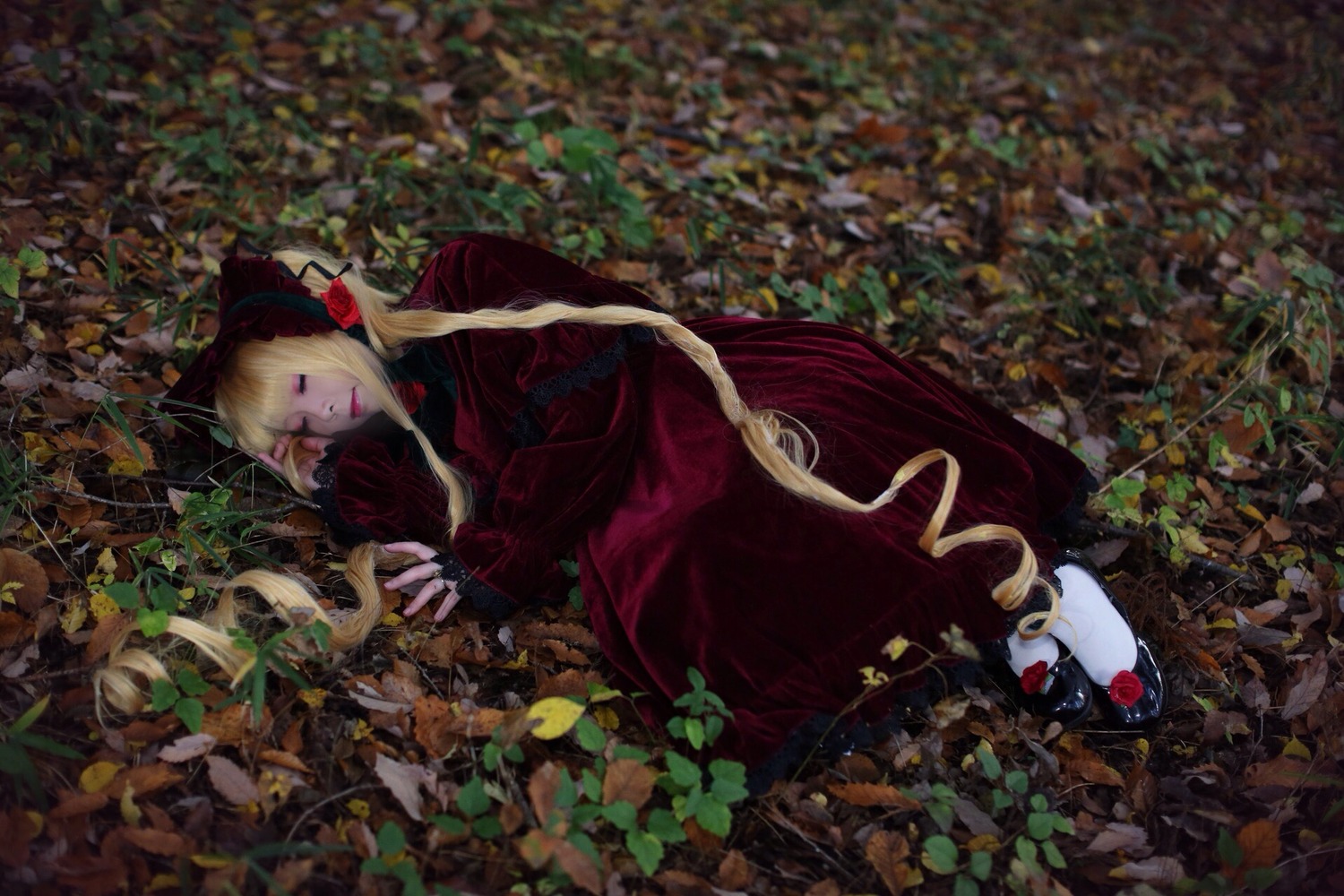 1girl blonde_hair bow closed_eyes dress flower long_hair red_dress rose shinku sitting solo