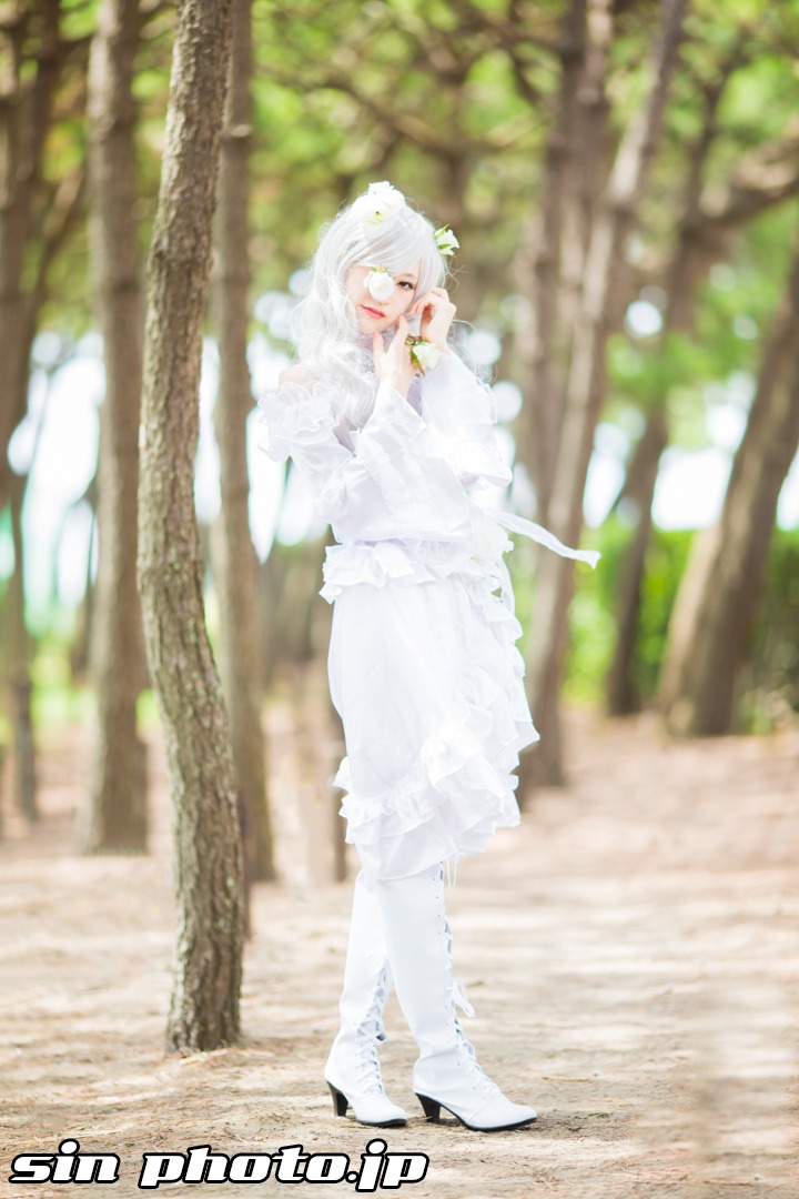 1girl blurry blurry_background blurry_foreground boots depth_of_field dress frills full_body high_heels kirakishou photo solo standing web_address white_dress white_footwear white_hair white_theme