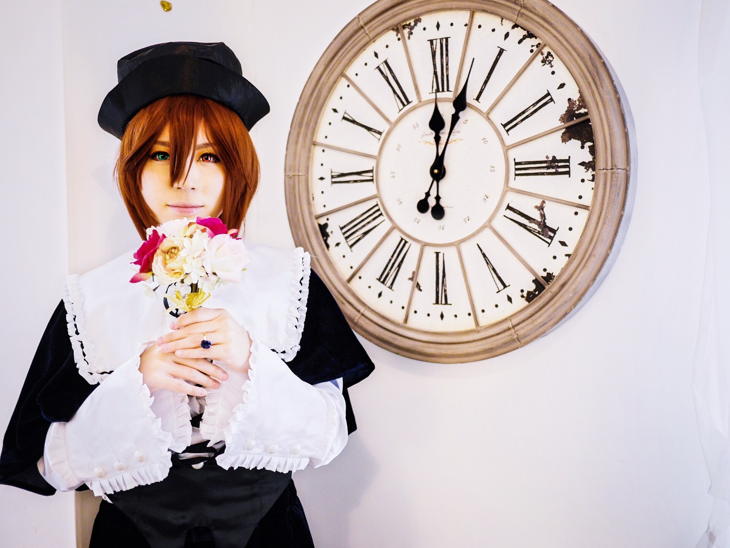 1girl black_headwear bouquet brown_hair clock flower gears hat long_sleeves solo souseiseki