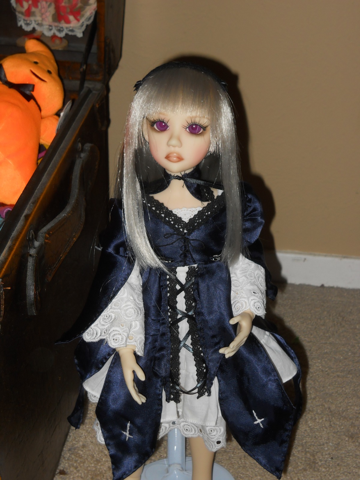 1girl doll dress halloween jack-o'-lantern lace lips lolita_fashion long_hair pumpkin purple_eyes solo suigintou white_hair