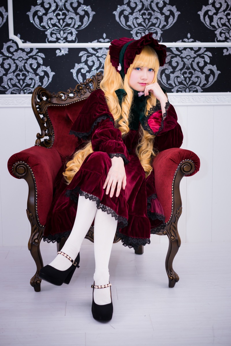 1girl armchair blonde_hair blue_eyes bonnet chair crossed_legs dress flower lolita_fashion long_hair pantyhose red_dress shinku shoes sitting solo white_legwear