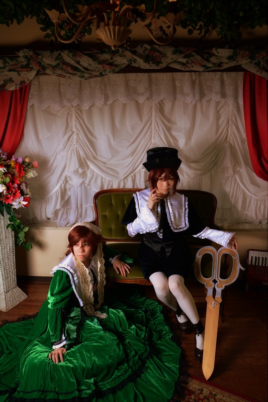 2girls brown_hair closed_eyes curtains dress flower green_dress hat instrument multiple_cosplay multiple_girls rose siblings sitting souseiseki suiseiseki tagme twins