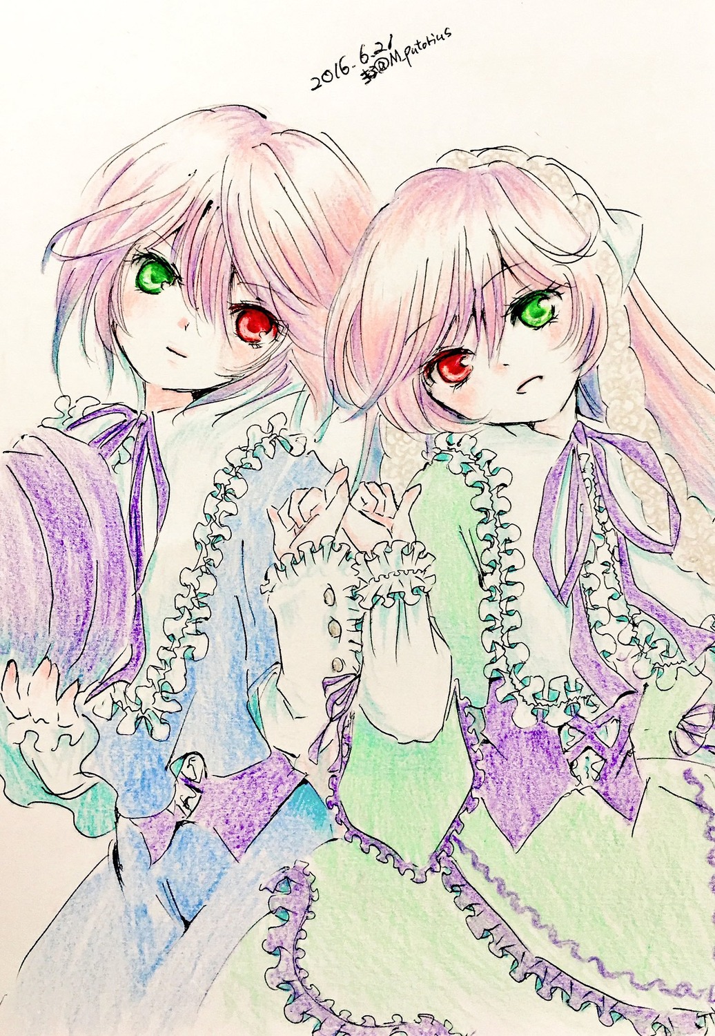 2girls frills green_eyes heterochromia holding_hands image long_hair long_sleeves looking_at_viewer m_putorius multiple_girls pair red_eyes ribbon short_hair siblings sisters souseiseki suiseiseki traditional_media twins