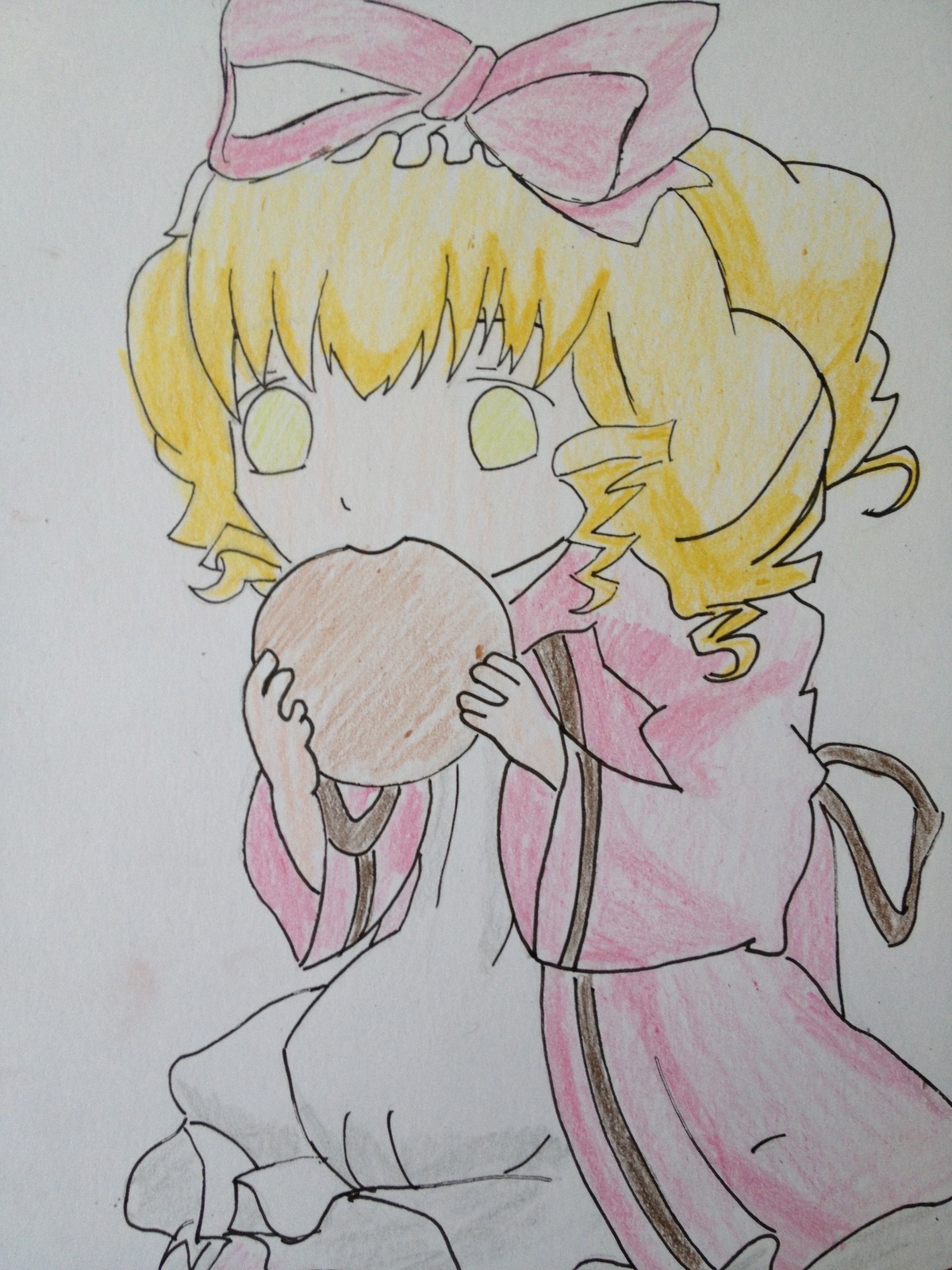 1girl blonde_hair bow colored_pencil_(medium) dress eating food hat hinaichigo holding_food image long_sleeves marker_(medium) photo pink_dress red_bow simple_background solo traditional_media watercolor_(medium) wide_sleeves yellow_eyes