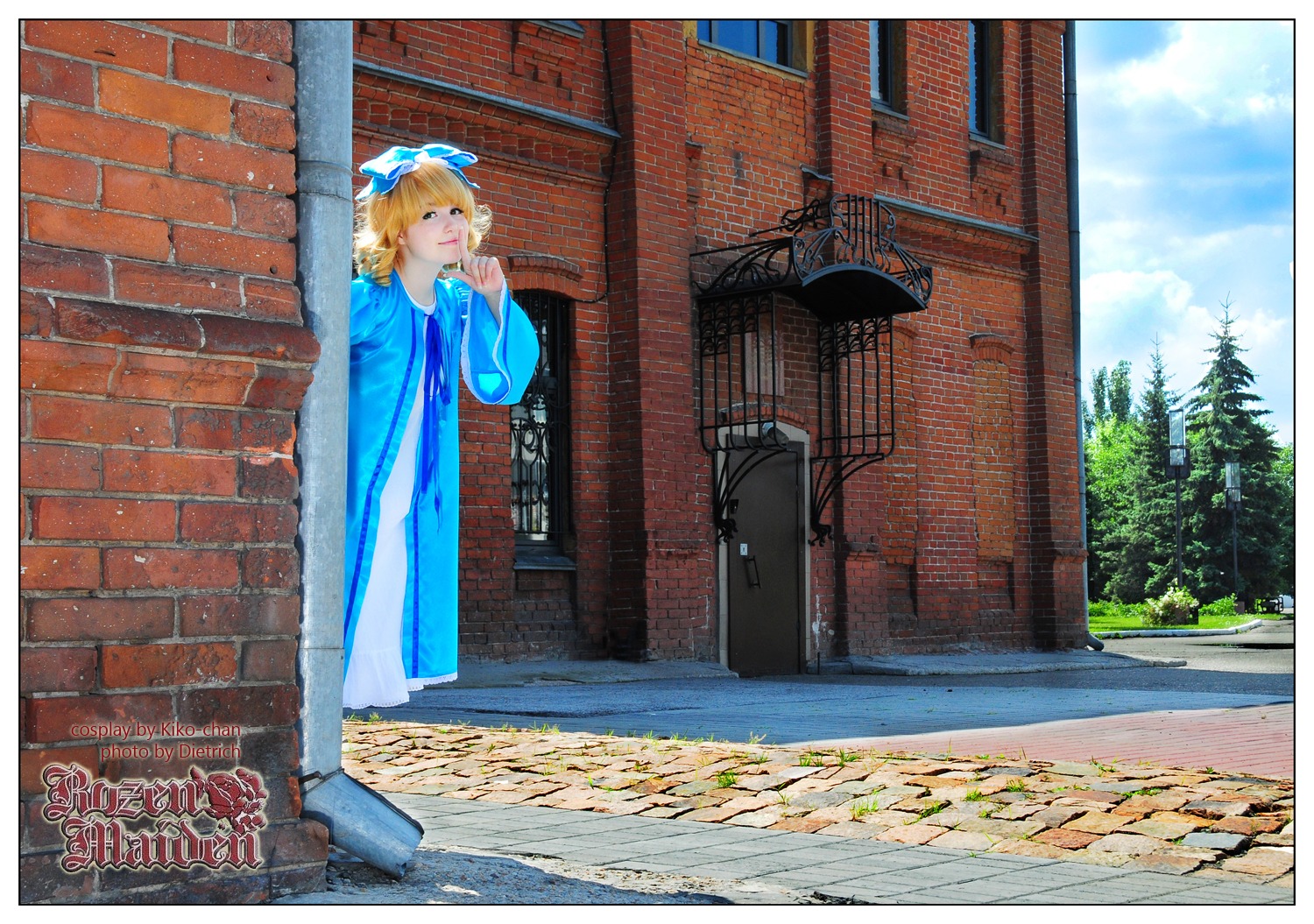 1girl blonde_hair blue_sky building day hinaichigo long_sleeves outdoors sky solo standing white_border