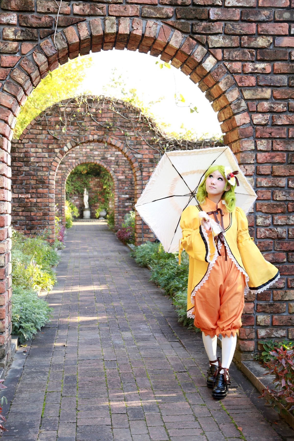 1girl dress flower hair_ornament holding_umbrella kanaria parasol rain solo transparent_umbrella umbrella white_legwear