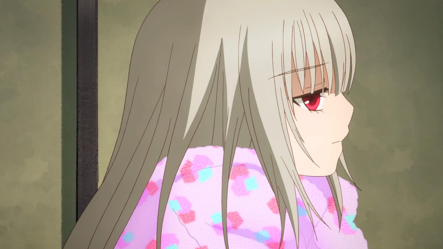 1girl bangs closed_mouth eyebrows_visible_through_hair image japanese_clothes kimono long_hair profile red_eyes smile solo suigintou