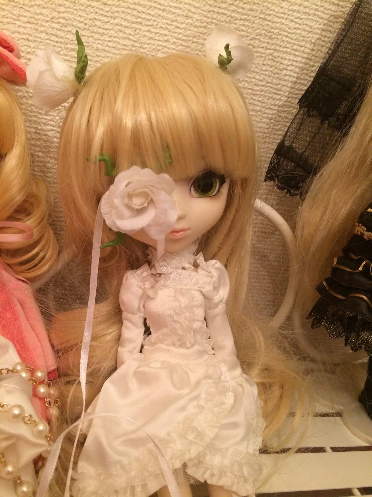 1girl bangs bird blonde_hair bug doll dress flower green_eyes insect kirakishou lace long_hair solo