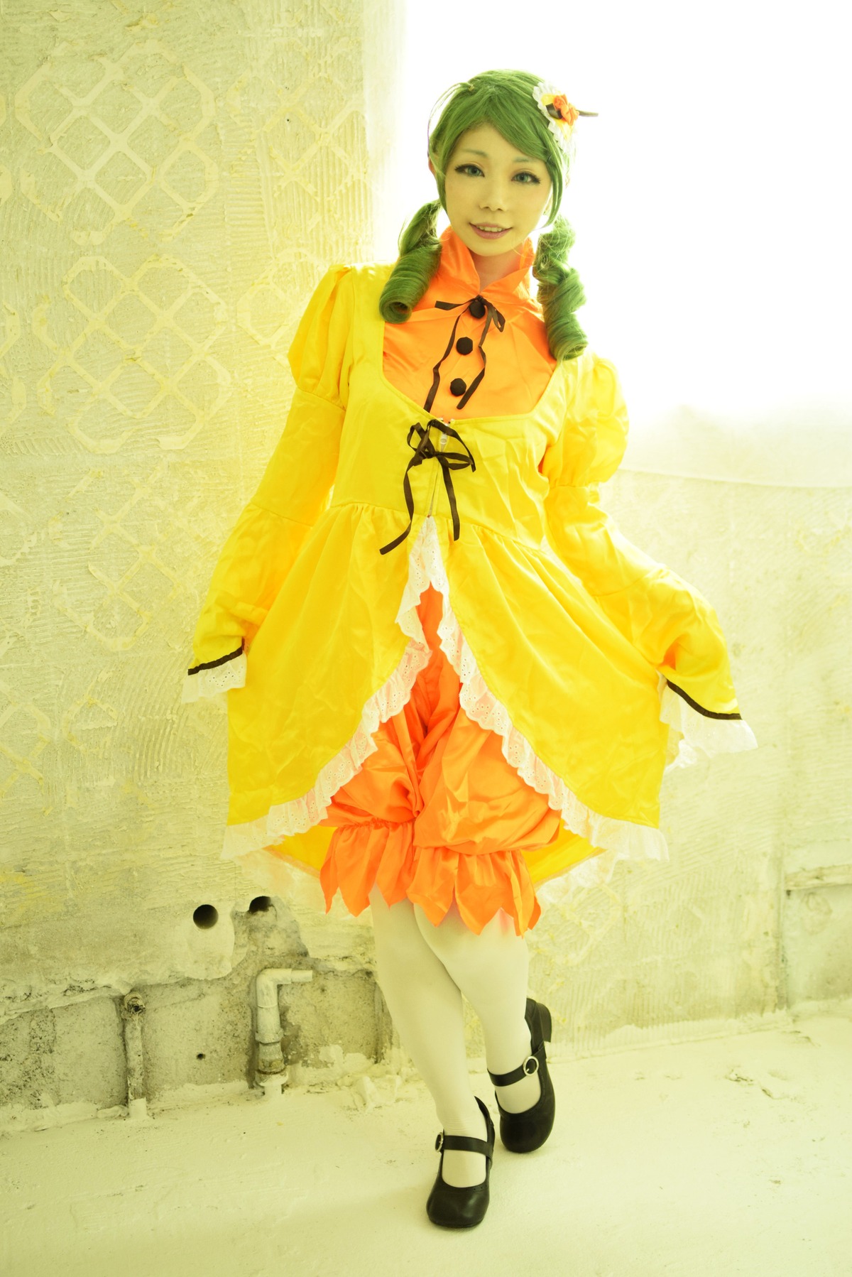 1girl black_footwear dress flower frills full_body green_hair hair_ornament kanaria mary_janes pantyhose shoes smile solo standing white_legwear yellow_dress