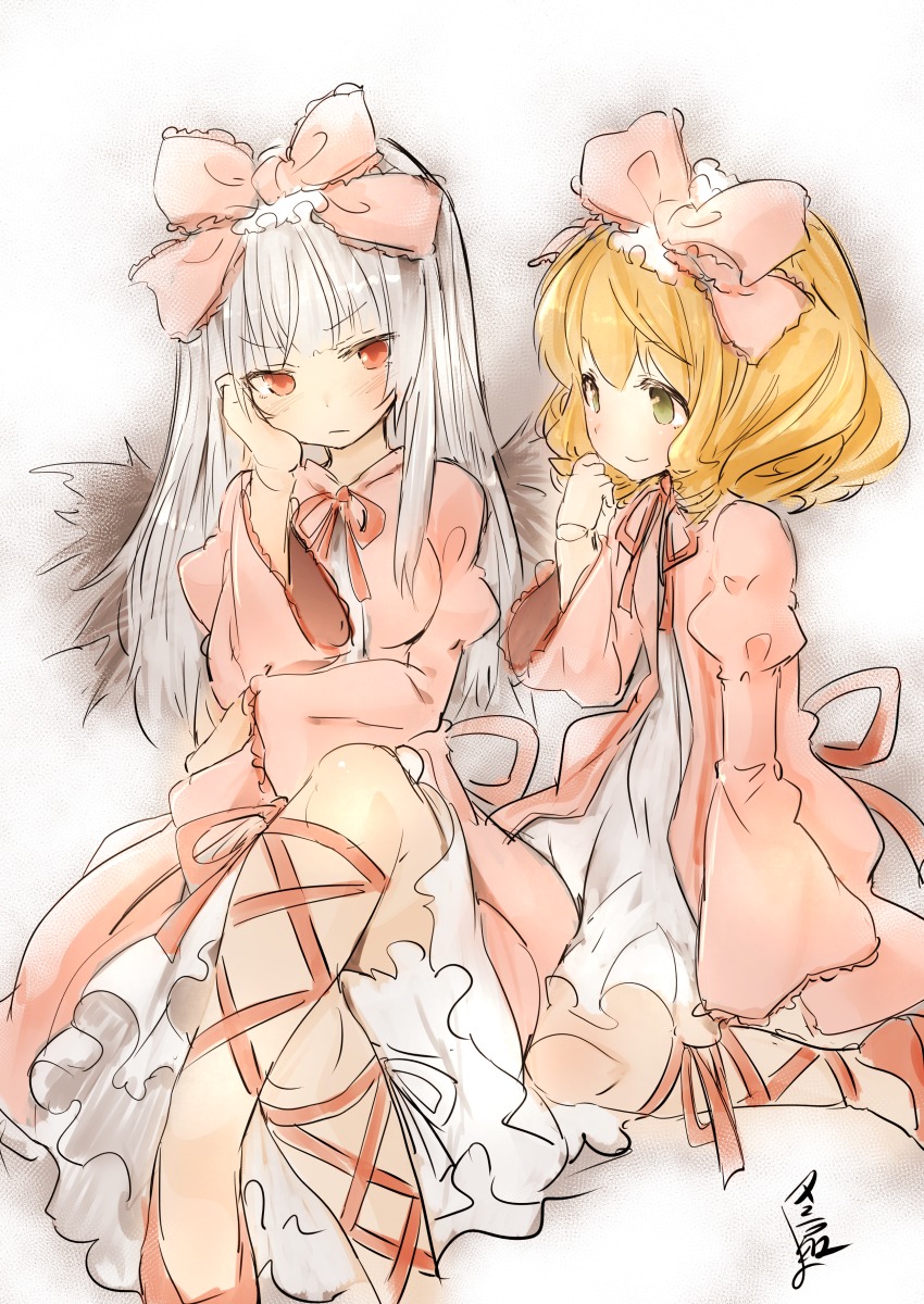 2girls blonde_hair blunt_bangs bow costume_switch dress hair_bow hina_ichigo image leg_ribbon long_hair long_sleeves looking_at_viewer multiple_girls pink_bow pink_dress red_eyes ribbon short_hair smile wide_sleeves yellow_eyes