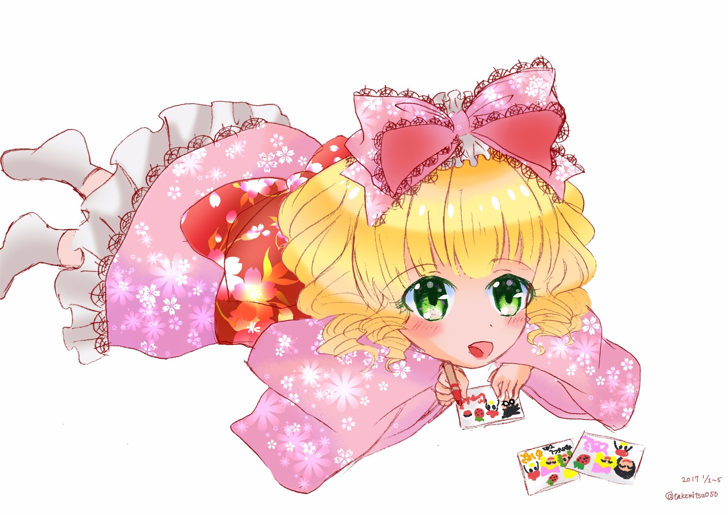 1girl blonde_hair bow drill_hair floral_print frills full_body green_eyes hair_bow hina_ichigo hinaichigo image japanese_clothes kimono looking_at_viewer open_mouth pink_bow short_hair smile solo striped twitter_username white_legwear wide_sleeves