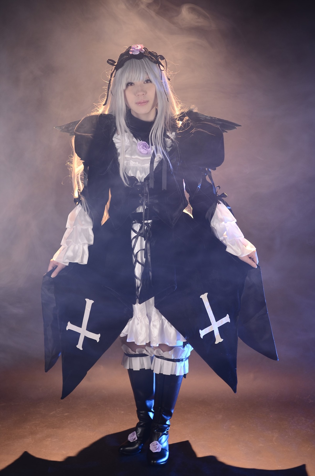 1girl closed_mouth dress frills full_body long_hair long_sleeves puffy_sleeves solo standing suigintou