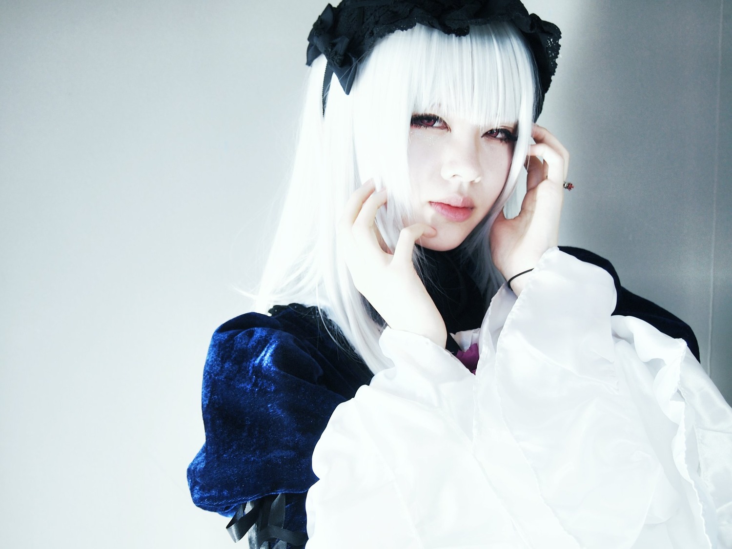 1girl bangs closed_mouth dress frills lips long_sleeves looking_at_viewer nail_polish solo suigintou upper_body