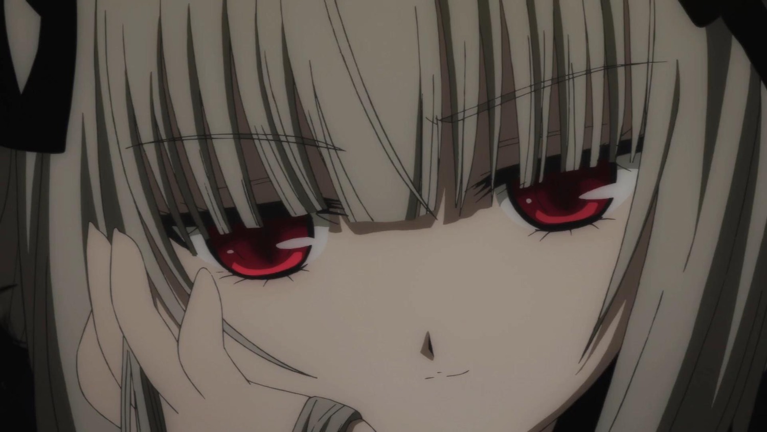 1girl bangs blonde_hair blunt_bangs close-up closed_mouth eyebrows_visible_through_hair face image looking_at_viewer red_eyes smile solo suigintou