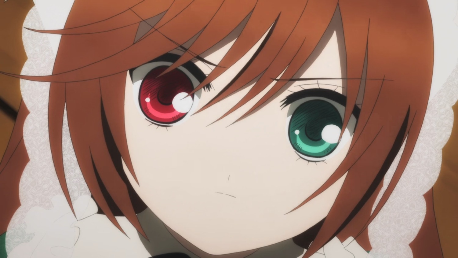 1girl bangs close-up closed_mouth eyebrows_visible_through_hair face green_eyes hair_between_eyes image looking_at_viewer red_eyes short_hair solo suiseiseki