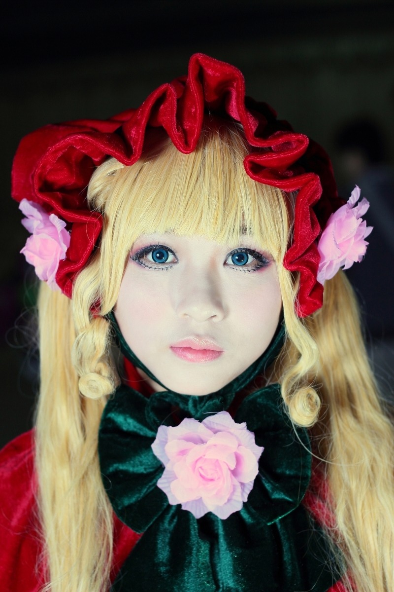 1girl bangs blonde_hair blue_eyes eyelashes flower lips long_hair looking_at_viewer portrait rose shinku solo
