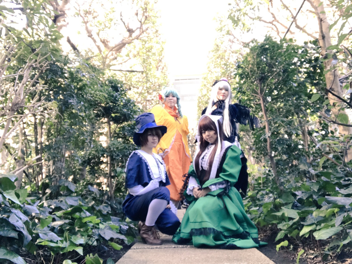 black_hair brown_hair closed_eyes day hat japanese_clothes kimono long_hair long_sleeves multiple_boys multiple_cosplay multiple_girls outdoors sitting smile tagme tree wide_sleeves