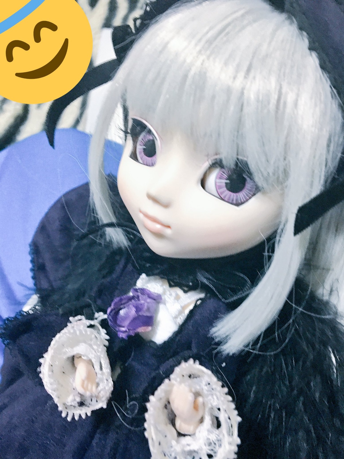 1girl bangs black_ribbon closed_mouth doll fur_trim halloween jack-o'-lantern lips looking_at_viewer pumpkin purple_eyes solo suigintou