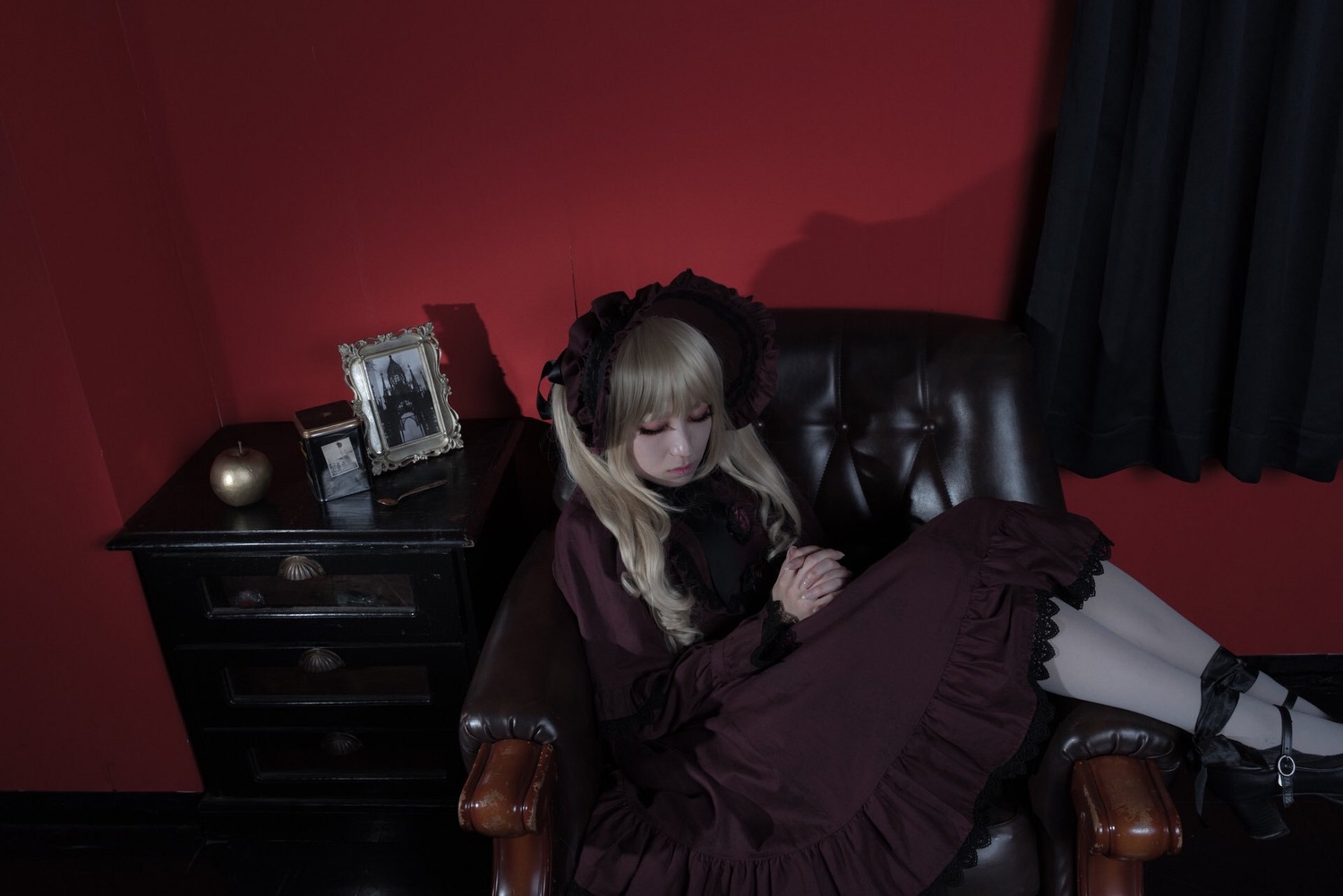 1girl blonde_hair bonnet chair closed_eyes dress gothic_lolita lolita_fashion long_hair long_sleeves shinku shoes sitting solo