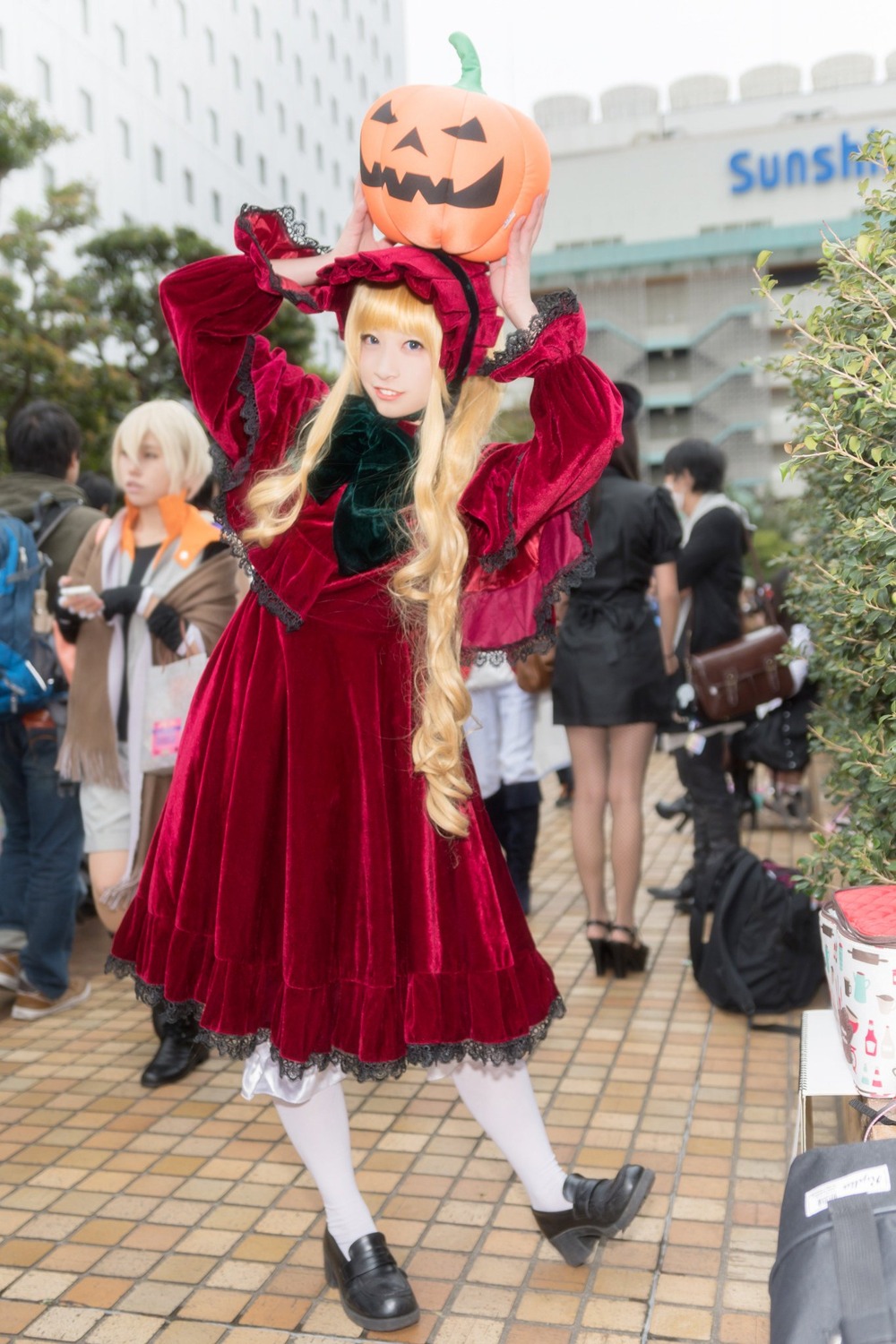 black_hair blonde_hair blurry depth_of_field dress hat jack-o'-lantern long_hair multiple_boys multiple_girls pantyhose photo pumpkin shinku solo standing white_legwear