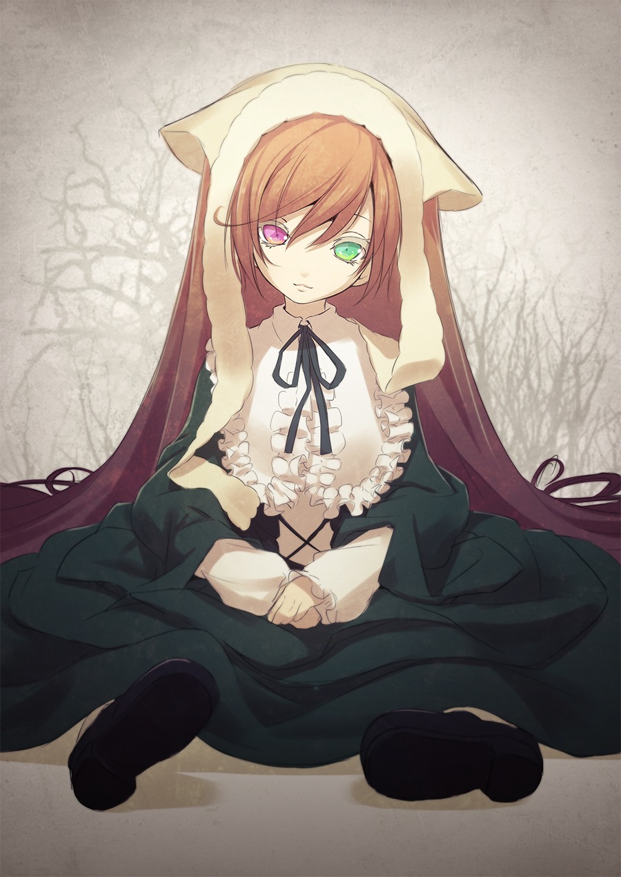 1girl bonnet brown_hair commentary_request dress frills green_dress green_eyes head_tilt heterochromia highres image lolita_fashion long_hair long_sleeves looking_at_viewer nilitsu red_eyes ribbon rozen_maiden sitting solo suiseiseki very_long_hair