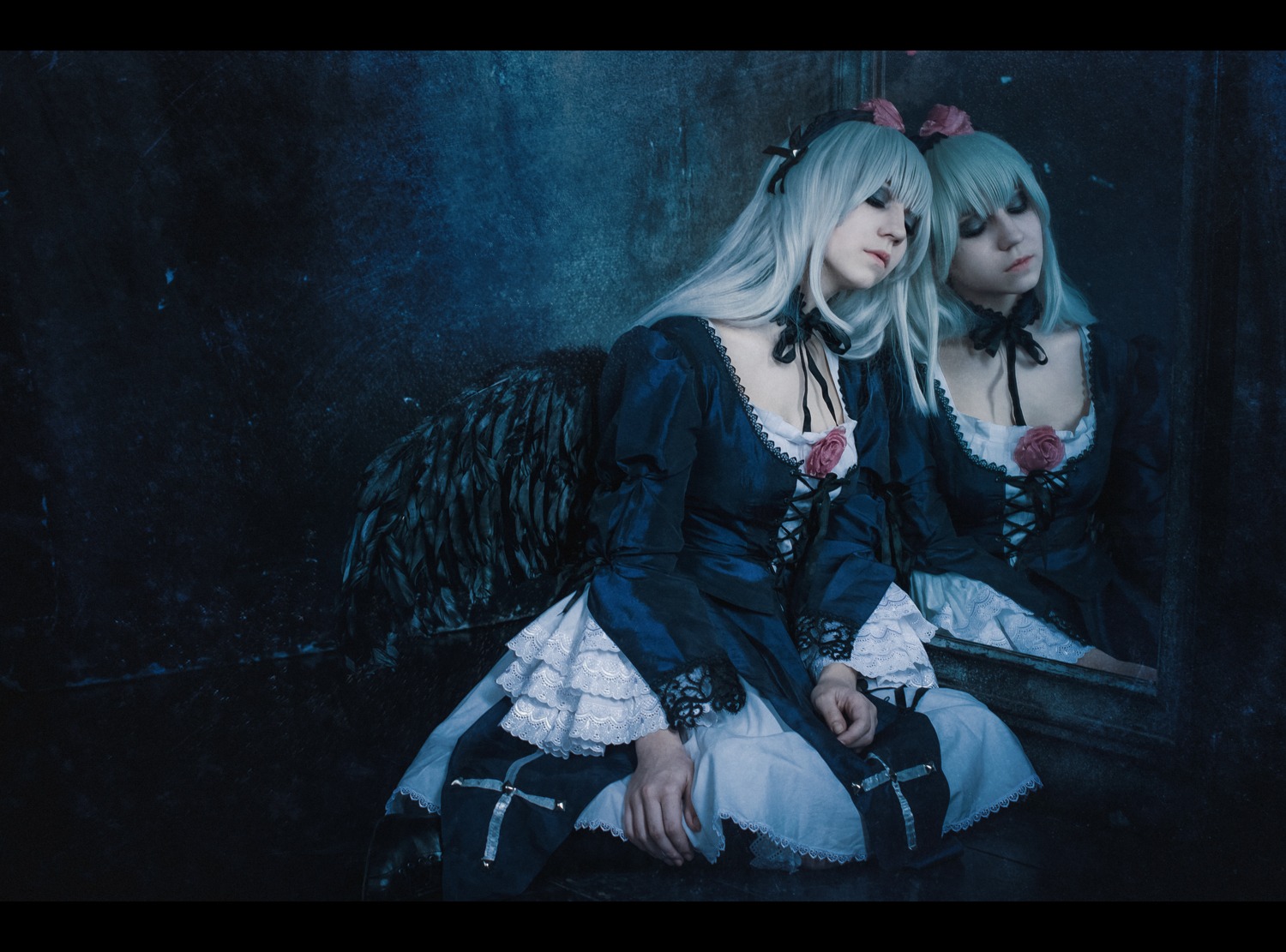 2girls choker dress flower frills gothic_lolita letterboxed long_hair multiple_girls realistic sitting solo suigintou wings