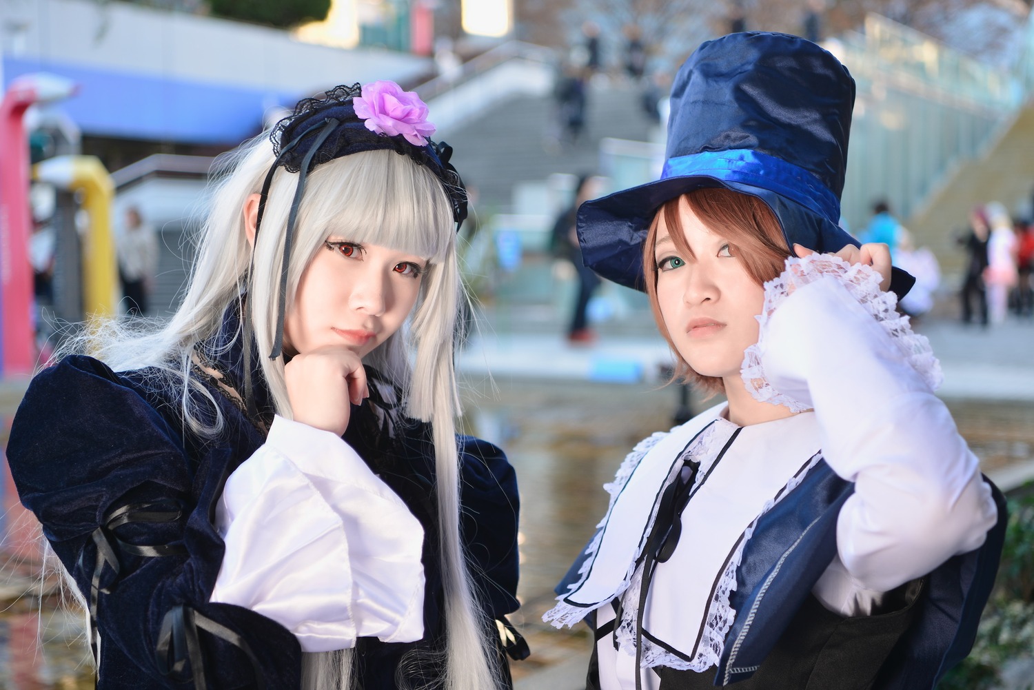 1boy 1girl 3d bangs blurry blurry_background blurry_foreground chin_rest closed_mouth depth_of_field flower hairband hat long_hair long_sleeves looking_at_viewer multiple_cosplay photo red_eyes tagme upper_body